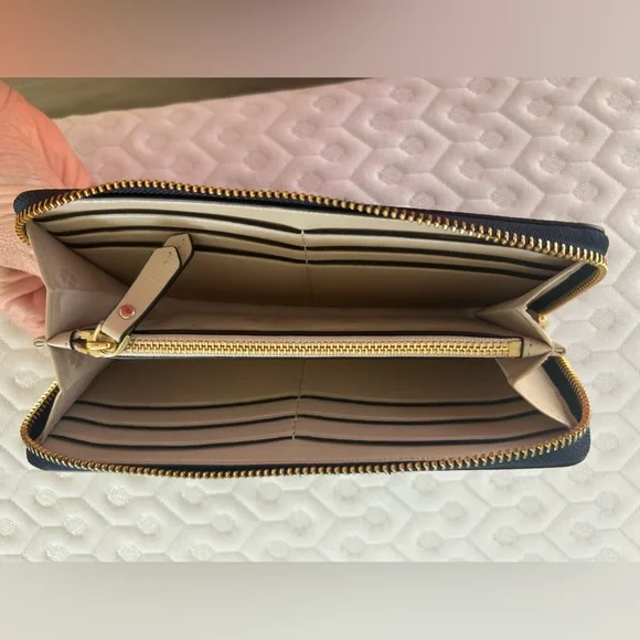 Kate Spade Navy Blue Wallet with Gold Zipper - Picture 4 of 7